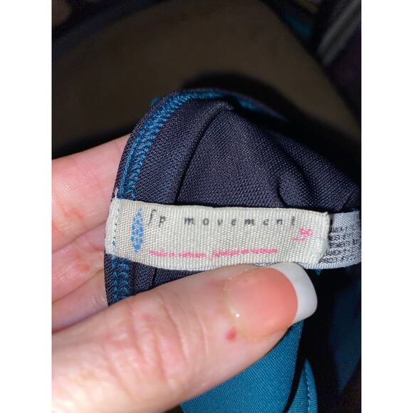 Free People FP Movement size Large Teal Halter Style Sports Bra GUC - Picture 7 of 11